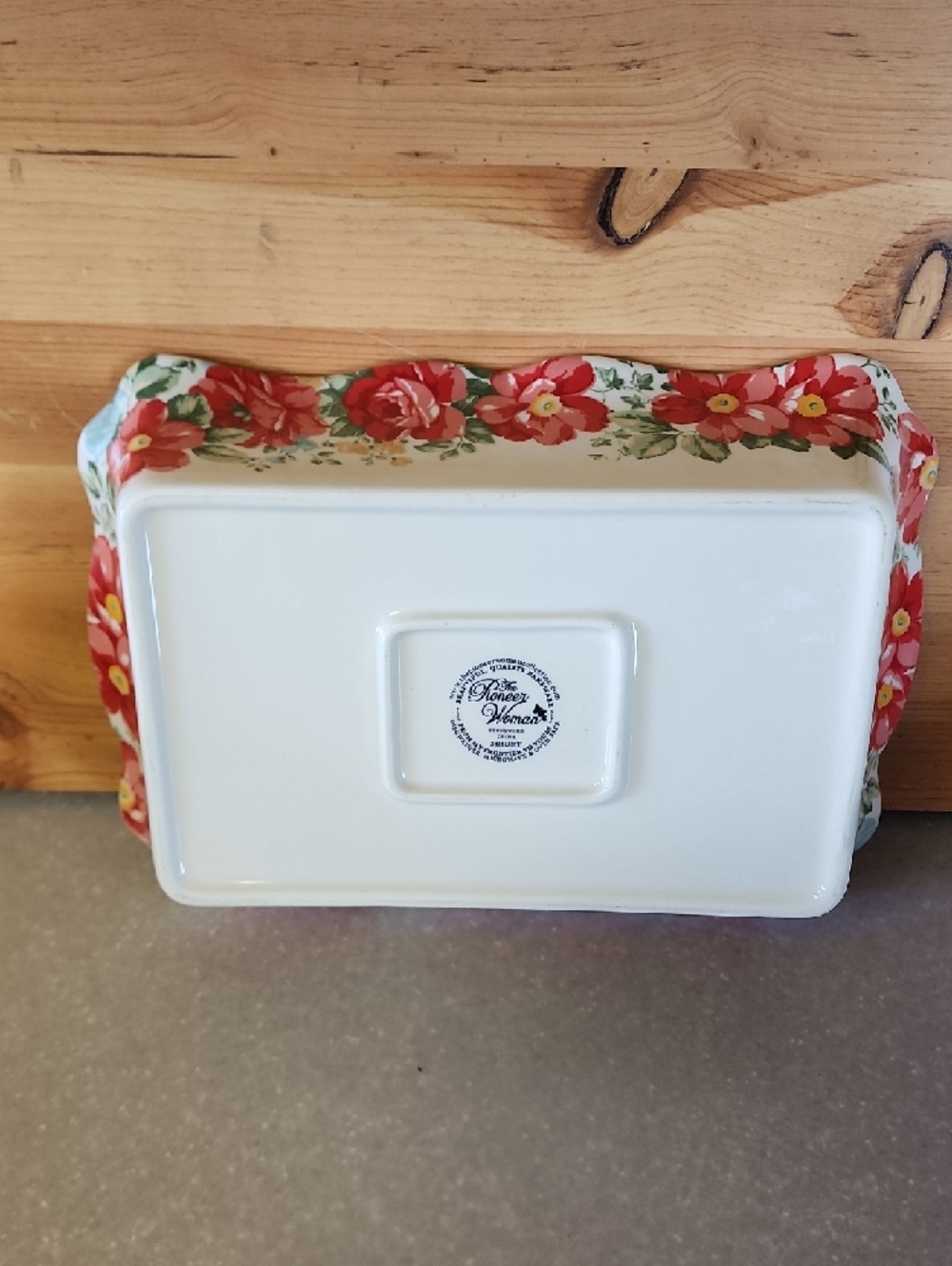 The Pioneer Woman Floral Ceramic Baking Dish with Red Trim. - Picture 6 of 12